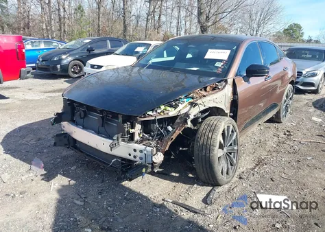 2023 Toyota Crown Platinum из США, поврежденный, VIN JTDAFAAF5P3003528